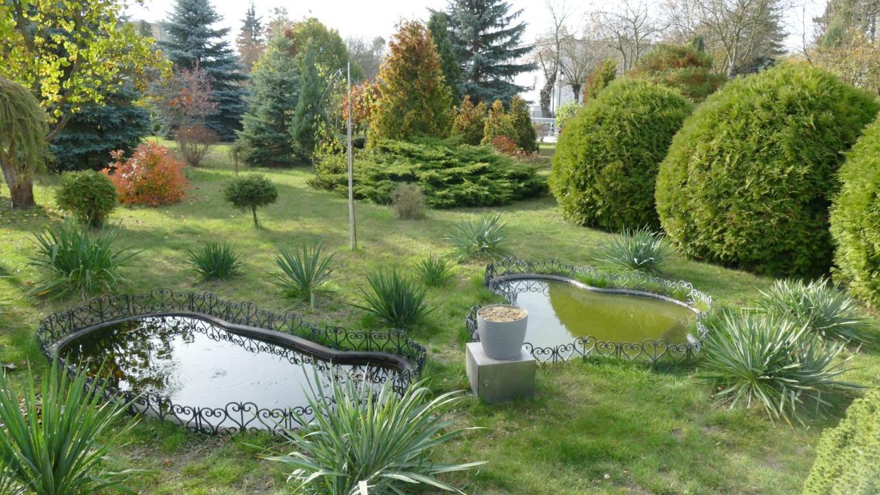 Victoria *